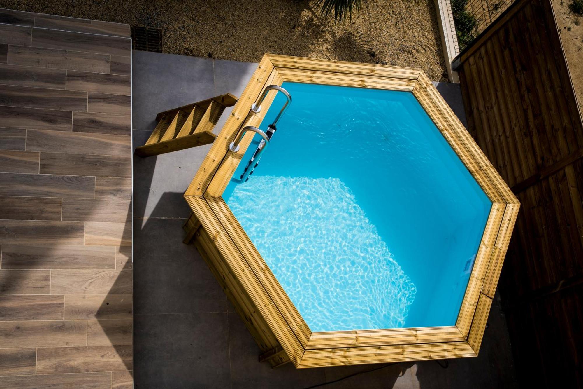 Domaine De Merins, 10 Couchages Avec Piscine, Face A La Riviere, A 4Km De La Plage フルーリー エクステリア 写真